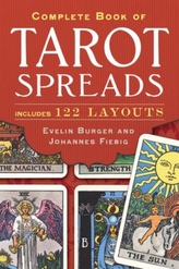 Cartea completă a aranjamentelor de tarot