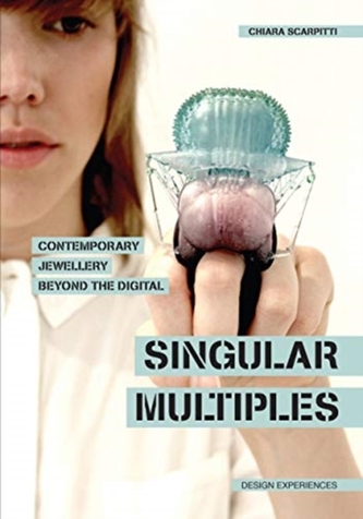 Multiple singulare