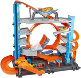 HW CITY GARAGE WITH LOOP