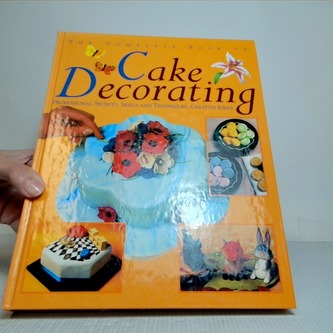 Cake decorating