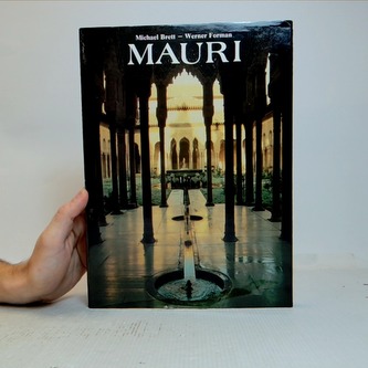 Mauri